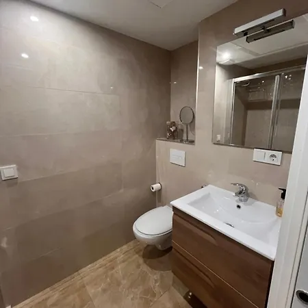 Apartment Larysol *